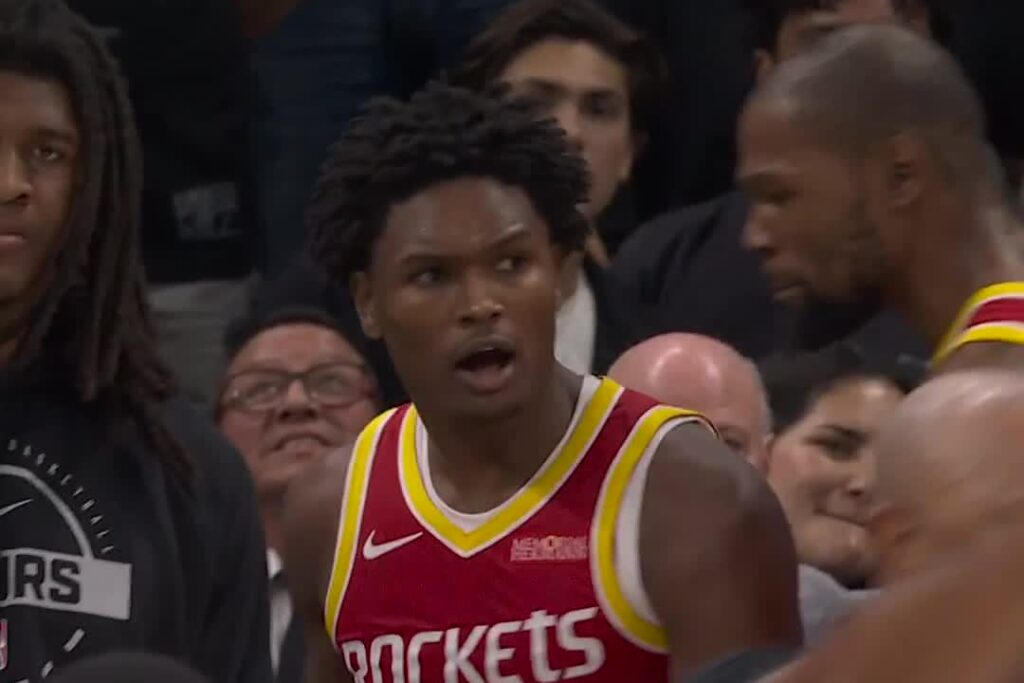 Amen Thompson of the Houston Rockets after his game-sealing block on Victor Wembanyama in Austin
