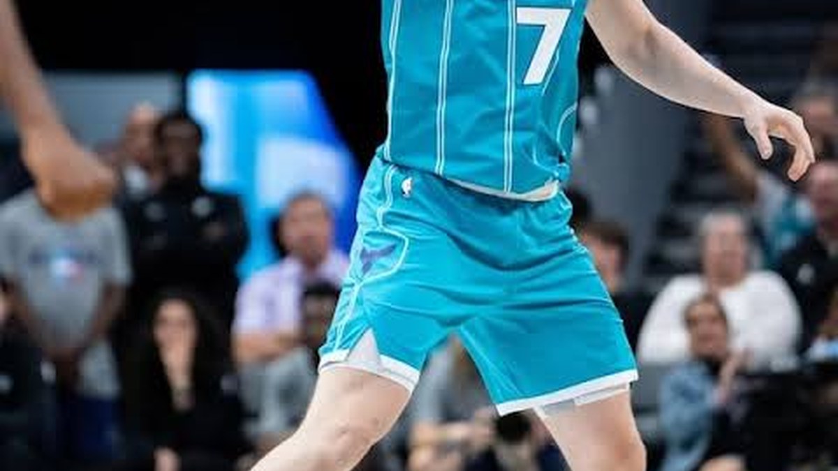 Kon Knueppel of the Charlotte Hornets