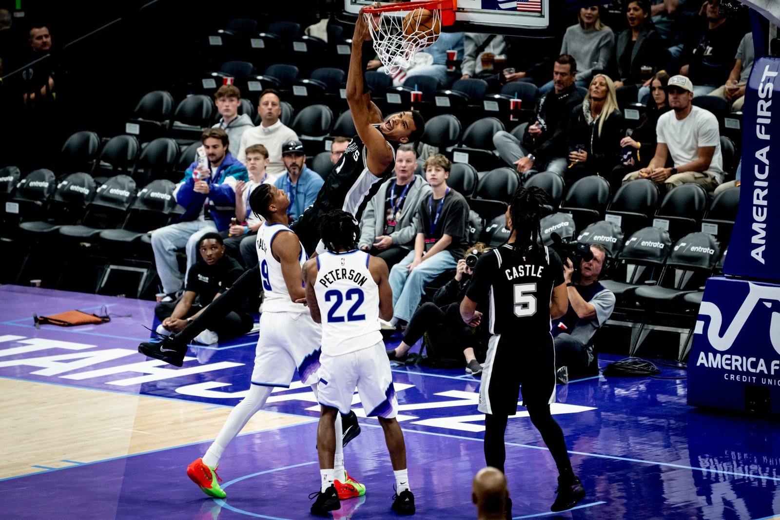 The Spurs and Jazz battle at the rim in Salt Lake City
