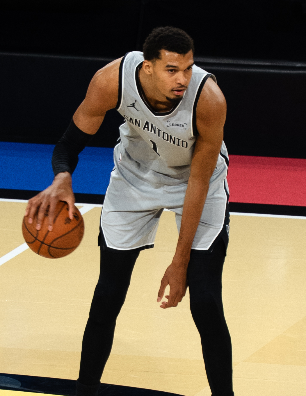 Victor Wembanyama with the Spurs